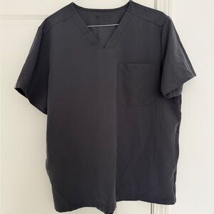 Men’s FIGS scrubs top charcoal grey size XL NEVER WORN
